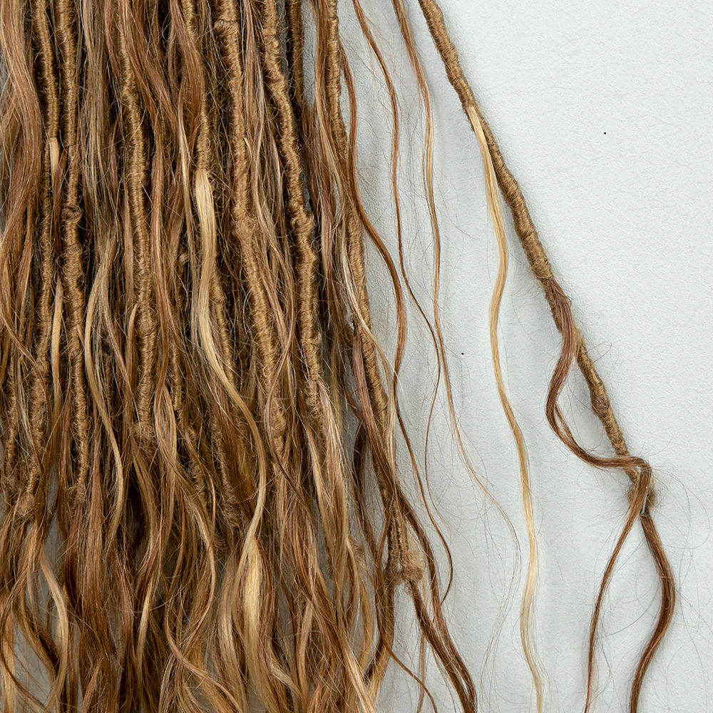 Mixed Blonde Brown Pre-looped Human Hair Crochet Goddess Locs With Body Wave Curls - Image 5